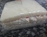 Foto del paso 3 de la receta: Canapés de pan de molde con palitos de cangrejo