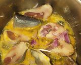 A picture of step 2 of Fish rolls.