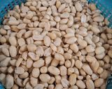 Foto langkah ke 1 dari resep Kacang Bawang Daun Jeruk.