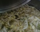 Foto del paso 1 de la receta: Ensalada de brotes de soja picantes