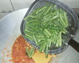 Foto langkah ke 5 dari resep Jagung Buncis Masak Sarden.