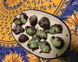 Une image de l'étape 6 de Bouchées fondantes multicolores au cacao.