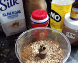 Foto del paso 1 de la receta: Galletitas veganas de cacao y leche de almendras