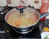 A picture of step 5 of Mushroom Masala Curry.