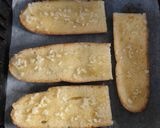 Foto del passaggio 3 della ricetta Pane all'aglio