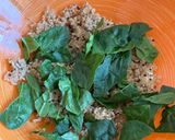 Foto del paso 4 de la receta: Ensalada de quinoa con arándanos secos, calabaza asada y cebolla caramelizada
