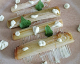 Foto del paso 9 de la receta: Puerros asados con mayonesa de cilantro