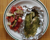 Foto del paso 4 de la receta: Pescado al pesto en freidora de aire con ensalada