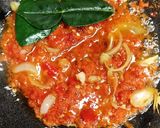 Foto langkah ke 6 dari resep Cumi dan Udang Saus Padang.