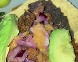 A picture of step 4 of Tostadas with Black Beans Fried in Pork Lard.