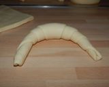 Kelesztés nélküli kifli recept fázis 6 fotója