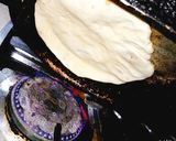 A picture of step 4 of Potato kulcha/naan.