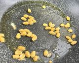 Kínai zöldséges tészta csirkemellel recept fázis 3 fotója