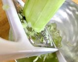 Hình bước làm 1 của món 💚 Tzatziki - Sốt Dưa Leo Sữa Chua Hy Lạp (Vegetarian)