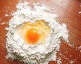 Hình bước làm 2 của món Mì tươi cải bó xôi