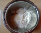 Foto langkah ke 3 dari resep Bika Ambon Mini Ekonomis Lembut Bersarang.