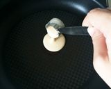 A picture of step 8 of 100% Rice Flour Fluffy Pancakes.