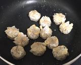 A picture of step 3 of Pan-Fried Chilled Shumai with Spicy Gochujang Sauce.