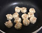 A picture of step 5 of Pan-Fried Chilled Shumai with Spicy Gochujang Sauce.