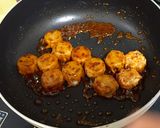 A picture of step 6 of Pan-Fried Chilled Shumai with Spicy Gochujang Sauce.