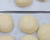 Gambar langkah 4 resipi Sourdough Mexican Buns.