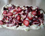A picture of step 7 of Frozen yogurt berries bark#icecreamfanatic.