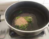 A picture of step 5 of Vati dal khaman.