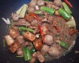รูปขั้นตอนการทำที่ 8 ของ ผัดวุ้นเส้นกะทิใส่ไก่ ฮาลาล