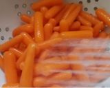 A picture of step 2 of Chicken soup.