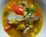 Foto langkah ke 3 dari resep Ikan Salem Kuah Kuning.