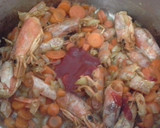 Foto del paso 2 de la receta: Merluza de Celeiro con mariscos
