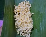 Foto langkah ke 3 dari resep Pepes Mie Telur (167).