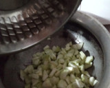 तुरई की सब्जी (turai ki sabzi recipe in Hindi) रेसिपी चरण 3 फोटो