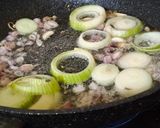 Foto langkah ke 2 dari resep Ati Ampela Usus Saus Pedas.