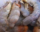 Hình bước làm 1 của món Tôm rim mặn ngọt