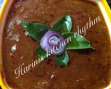 A picture of step 4 of Ulligadda pulusu (onion in spicy tamarind gravy).