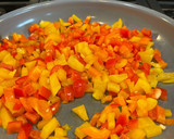 Foto del paso 1 de la receta: 🥗 ENSALADA DE COLORES CON QUESO PECORINO🧀🥬🫑