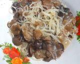 Foto langkah ke 5 dari resep Tumis Jamur Kuping Soun.
