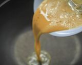 Foto langkah ke 3 dari resep Creamy Omelette.