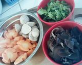 Foto langkah ke 2 dari resep KIMLO SOUP Ala Dinda.