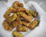 A picture of step 6 of Schezwan veggie roti Roll.
