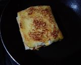 Foto langkah ke 4 dari resep Egg Toast ala JK (정국표 겉.바.속.촉 토스트).