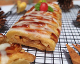 Foto langkah ke 4 dari resep Apple Struddle.