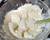 A picture of step 2 of Strawberry cheese cake.