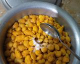 A picture of step 3 of Bhagaray hoye Dahi baray.