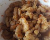 A picture of step 1 of Sea food pasta, Fried chicken and shrimp/shredded chicken sauce.