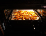 Foto del paso 2 de la receta: Solomillo en salsa de mostaza (sin nata) y patatas deluxe al horno