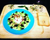 Foto del paso 1 de la receta Queso requesón con aguacate y frutos secos al miel y lima