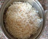 A picture of step 1 of Shahi Mothi Zarda.