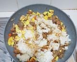 Foto langkah ke 3 dari resep Nasi Goreng ala Solaria.